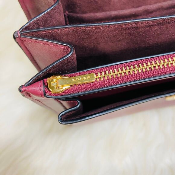 Coach Crossbody bag - Picture 8 of 12